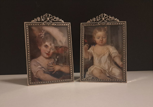 Antieke set zilveren fotolijstjes, begin 20e eeuw.